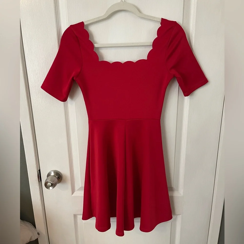 Charlotte Russe Red Scalloped Dress - Picture 2 of 11